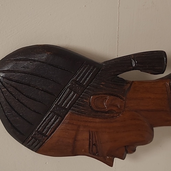 Hand Carved Wooden Decorative Woman - Picture 13 of 16